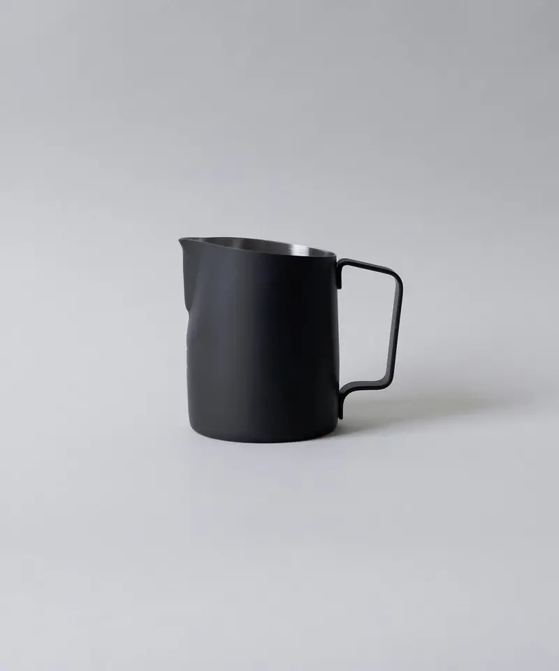 17Oz Latte Art Pitcher With Round Tip And Dual Volume Indicator In Matte Black 1