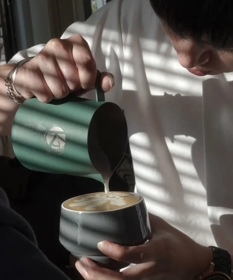 20Oz Wpm X Kj Latte Art Pitcher In #67 Spout 1