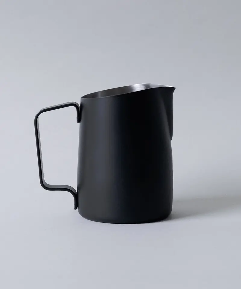 22Oz Latte Art Pitcher With Wide Spout (Previously Known As Round) In Matte Black 1