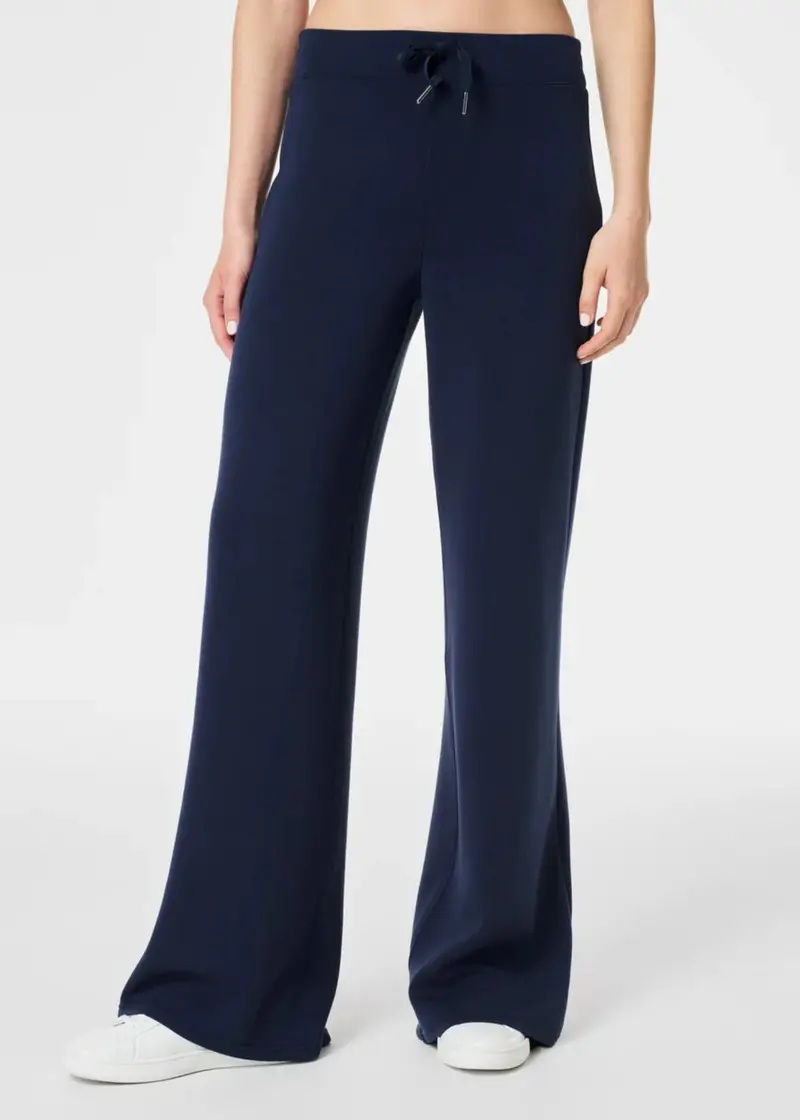 Airessentials Wide Leg Pant 1