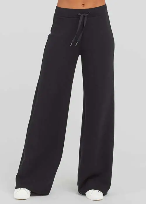 Airessentials Wide Leg Pant 2