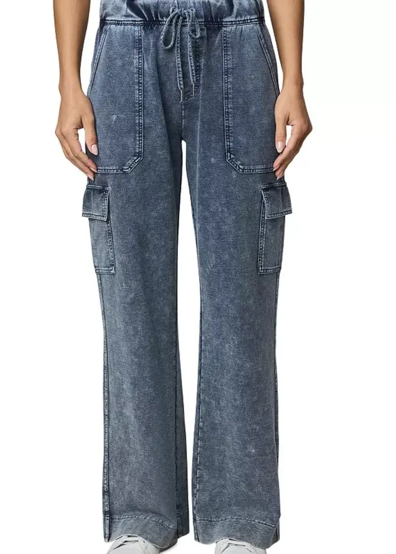 Gwen Terry Sweatpants 1