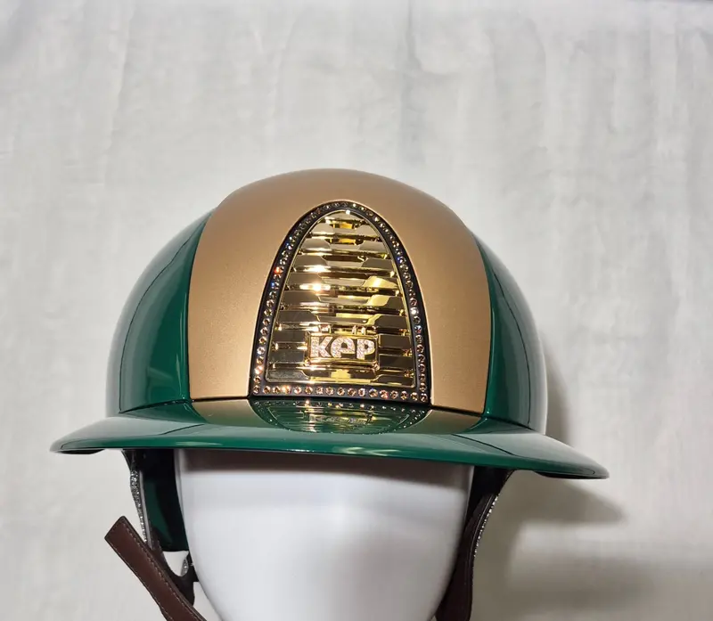 Kep 2.0 Polish Jaguar ,Front Textile Golden Sand+ Visor Polo Dark Green 1