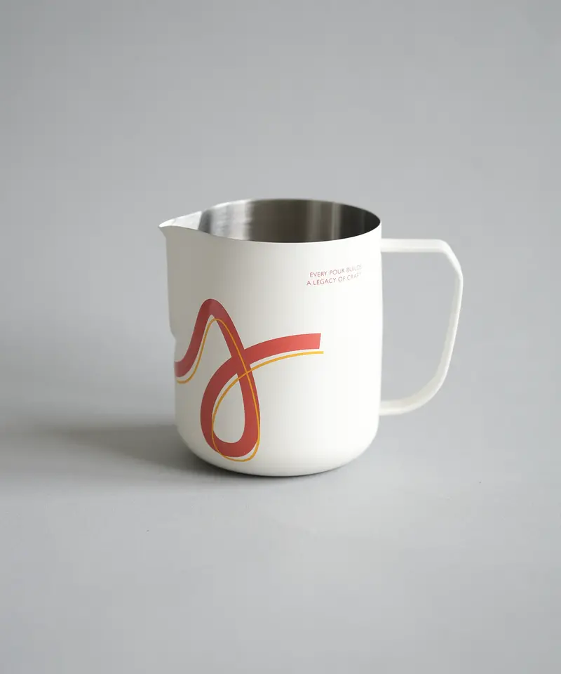 Nicky Voon X Wpm 600Cc / 20Oz Free Pour Latte Art Competition Pitcher 1