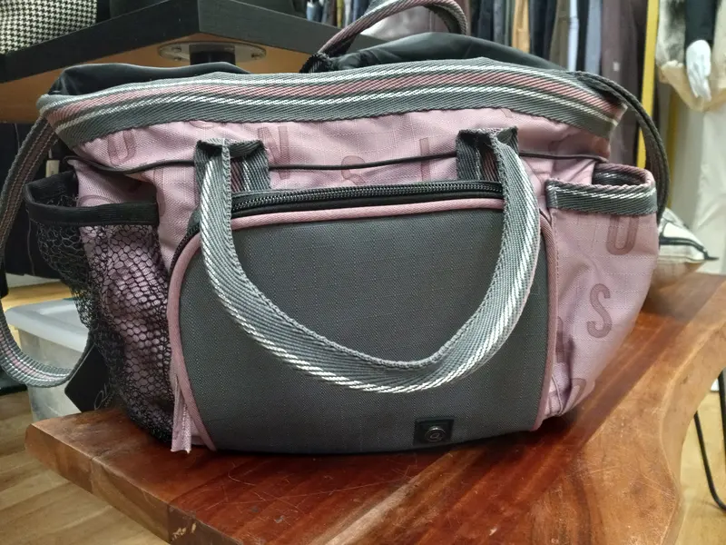 Qhp Grooming Bag 1