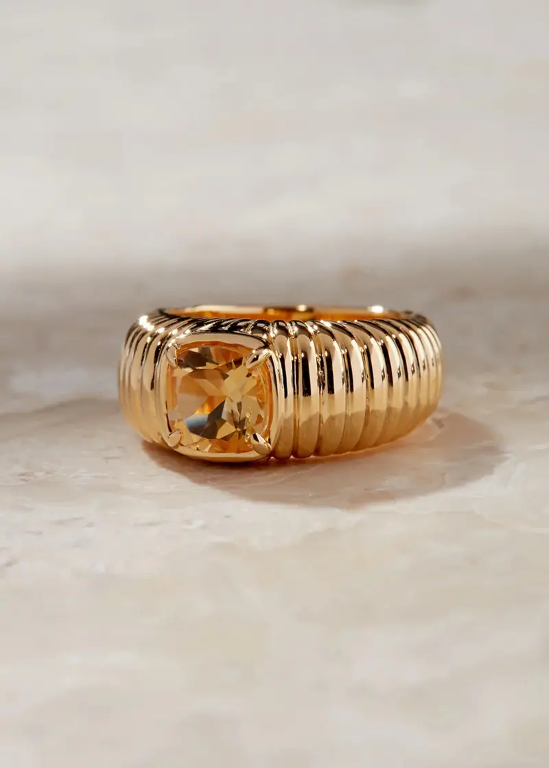 The Elizabeth Cushion Ring 1
